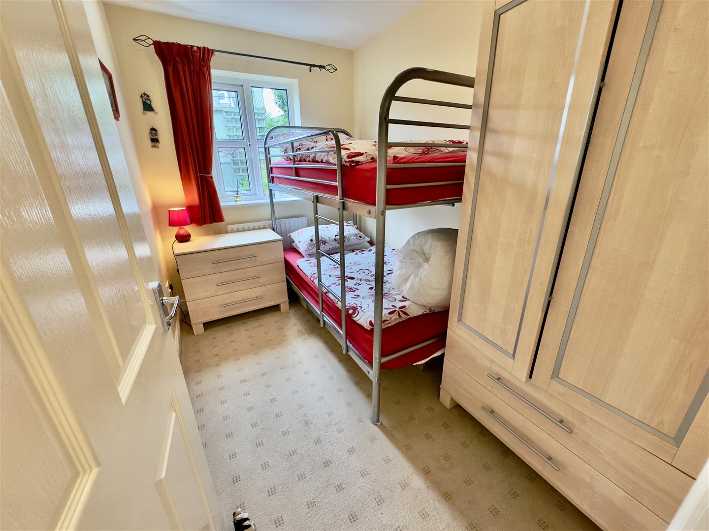 Y Maes, Nefyn, Pwllheli